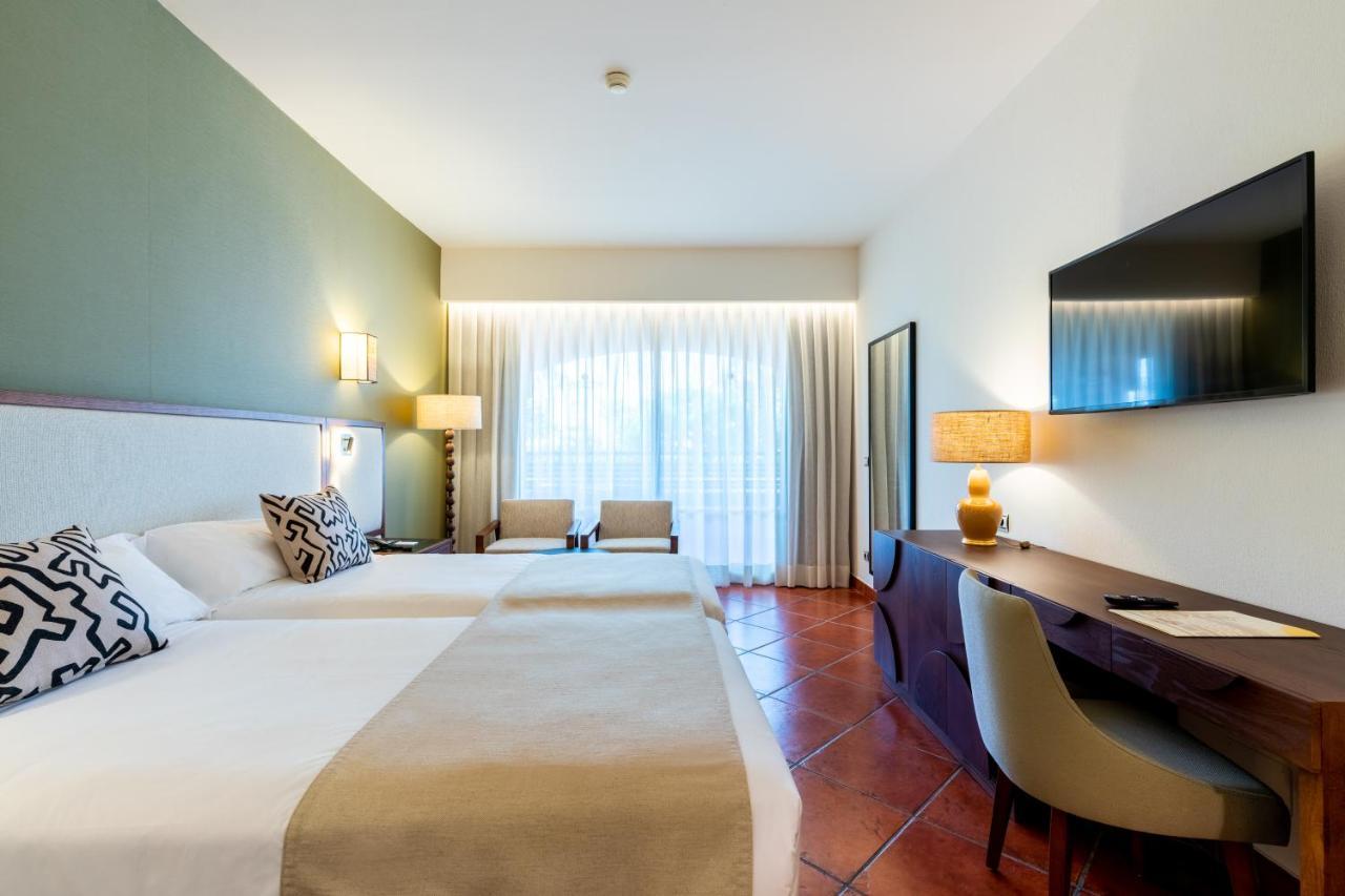 Puerto Antilla Grand Hotel